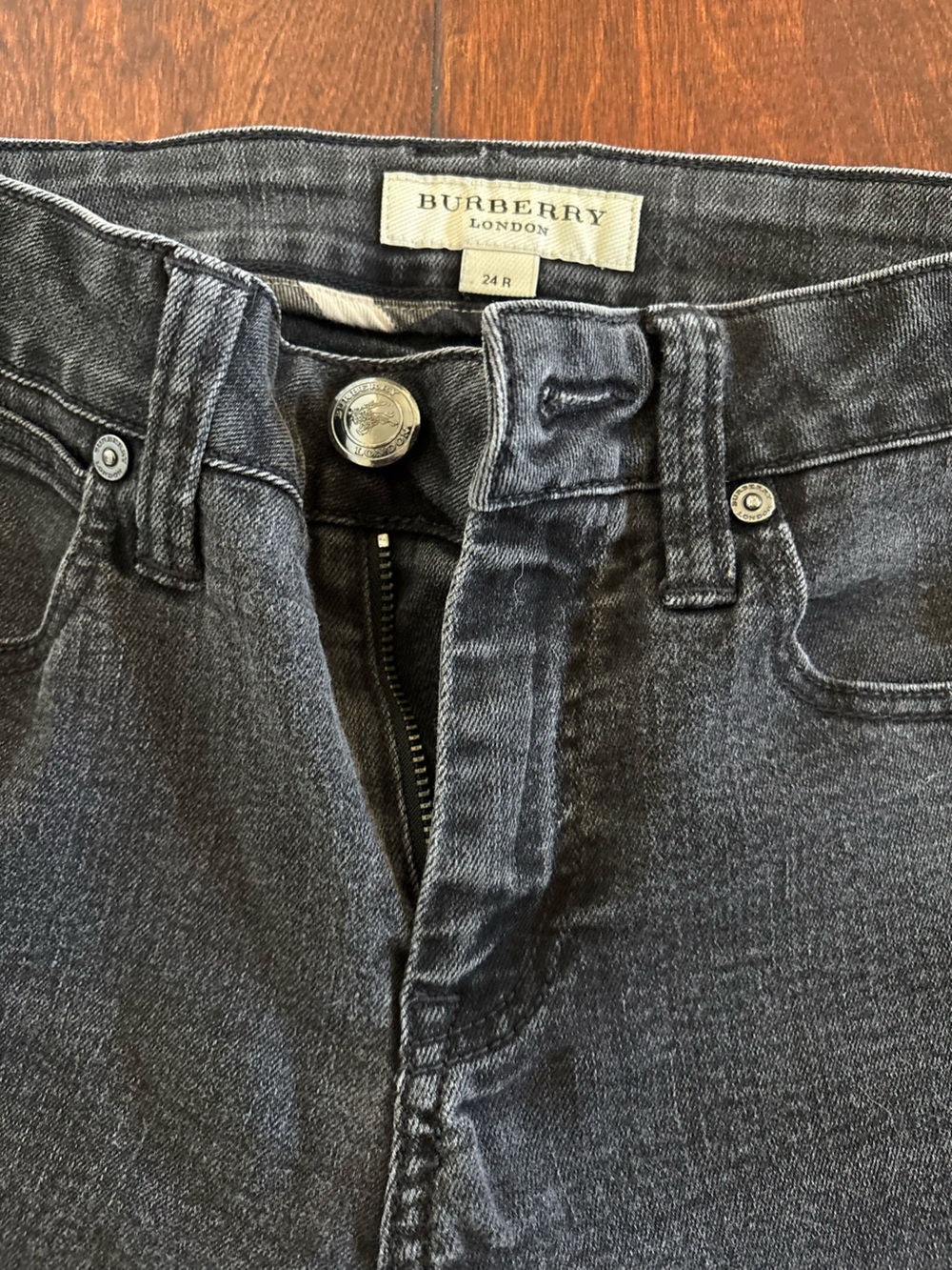 Burberry Women's Skinny Black Denim Jeans